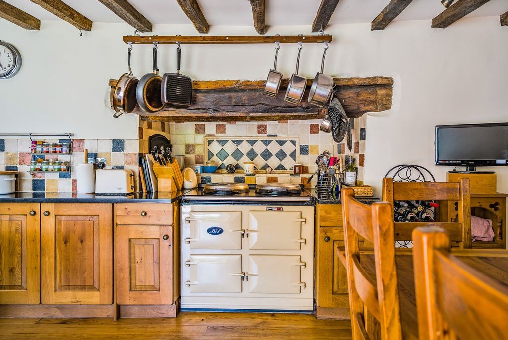 Property photo 3 of 5