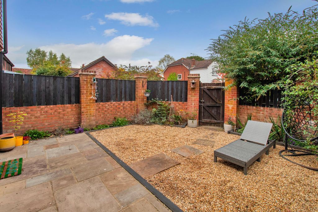 Property photo 3 of 23