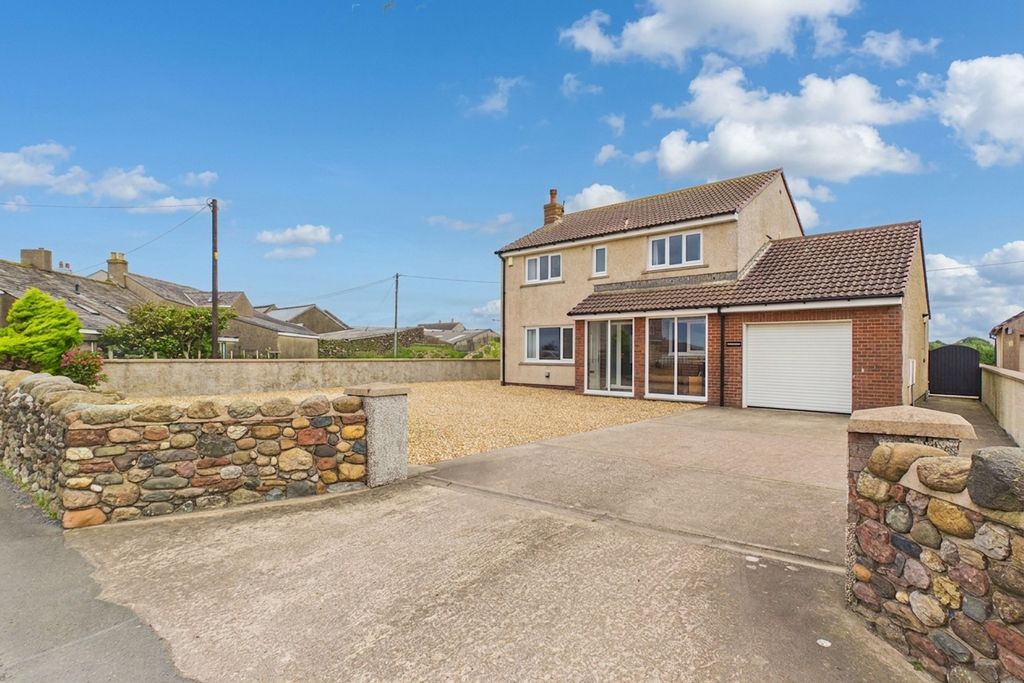 Property photo 2 of 41