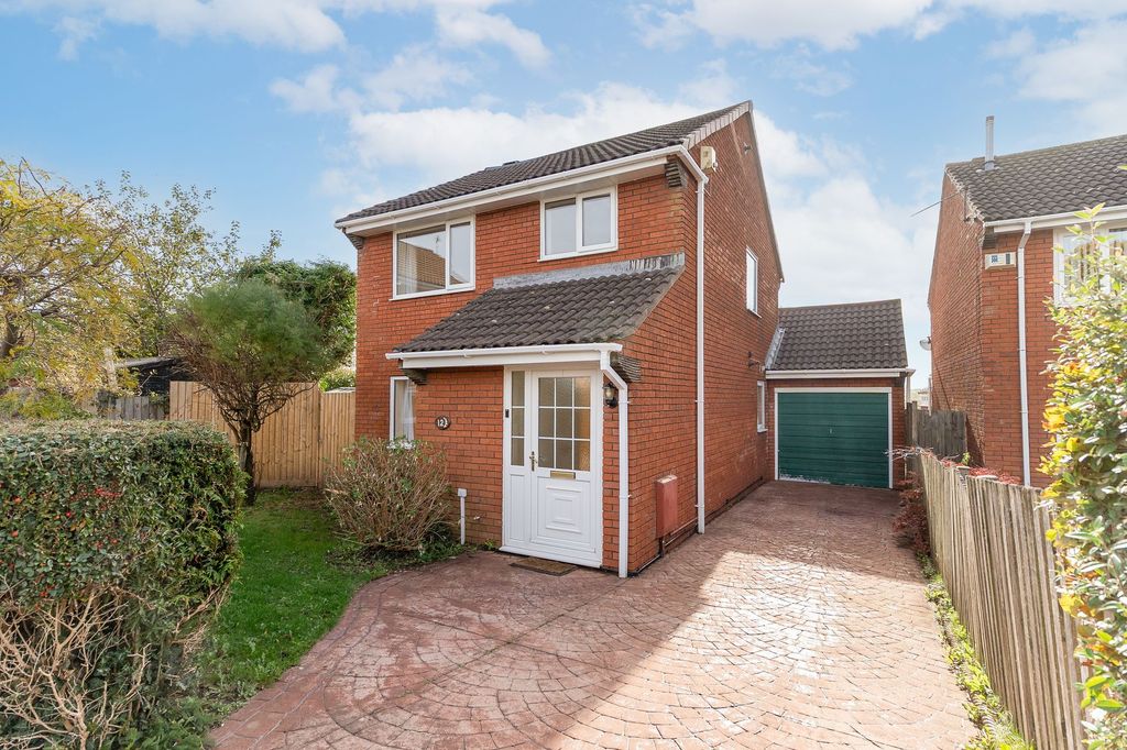 Property photo 1 of 21