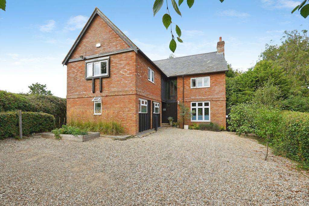 Property photo 1 of 20 Pbox-Img.Jpg