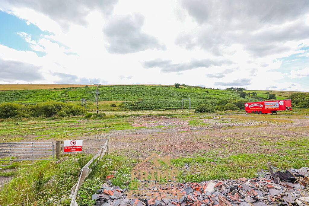 Property photo 2 of 22