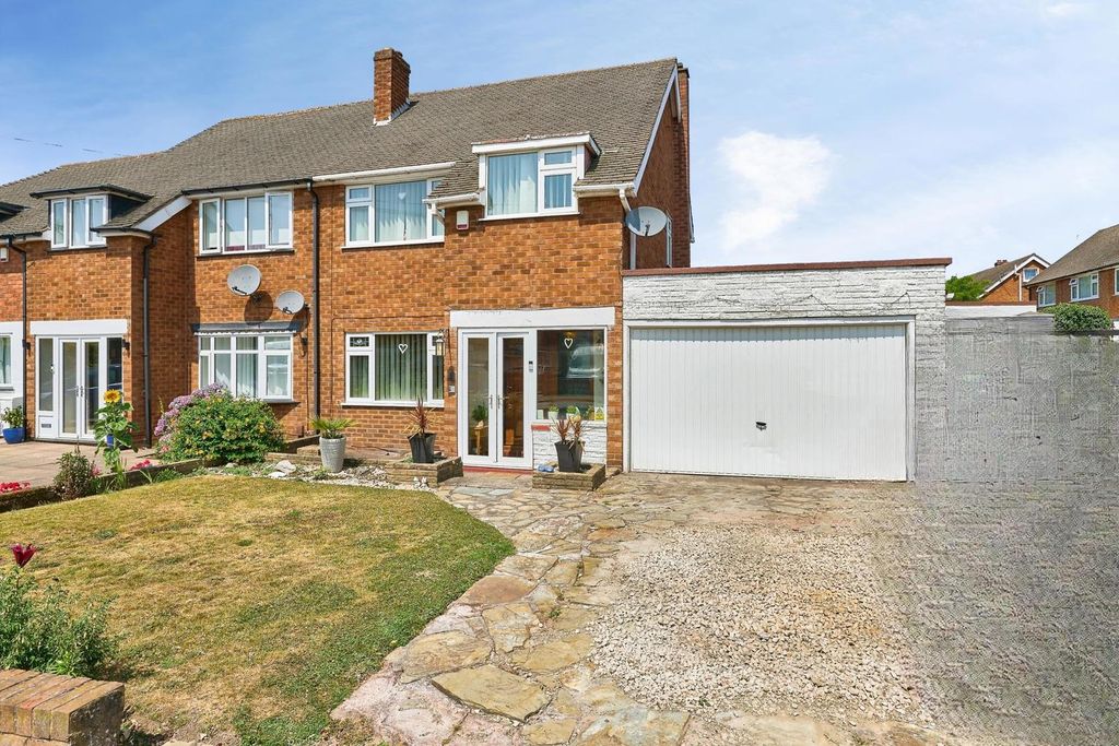 Property photo 1 of 20 Pbox-Img.Jpg