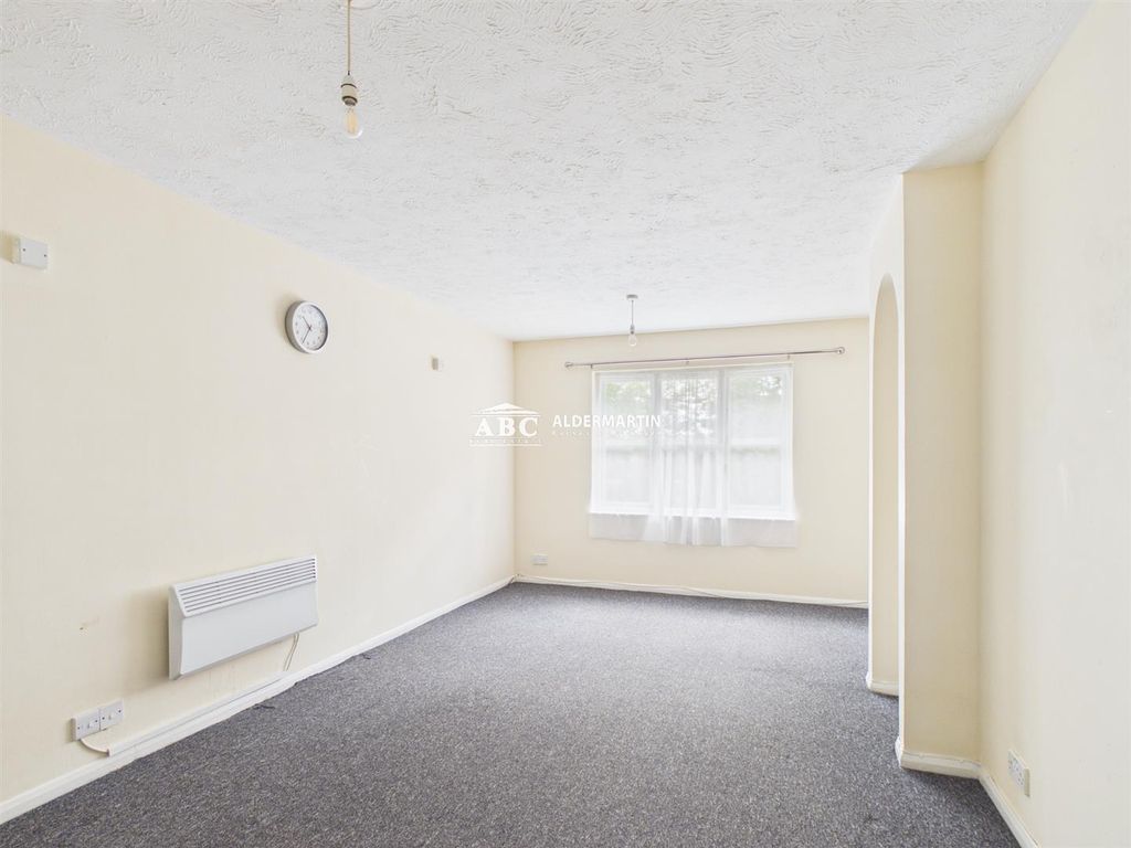Property photo 2 of 11 Cam03827G0-Pr0155-Still002.Jpg