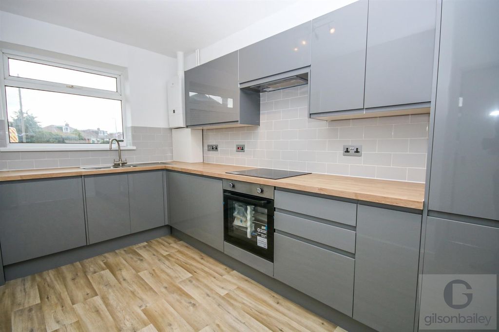 Property photo 2 of 14 Img_3435-2.Jpg