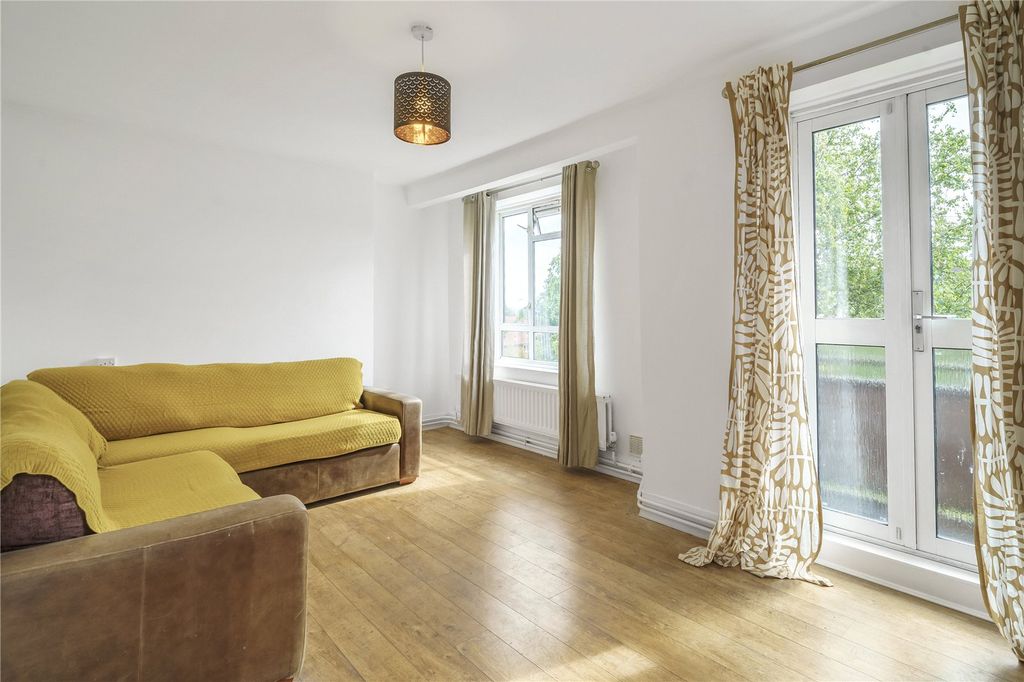 Property photo 1 of 11 Picture No. 01