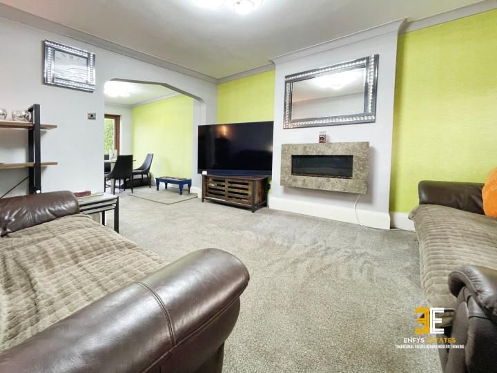 Property photo 3 of 22