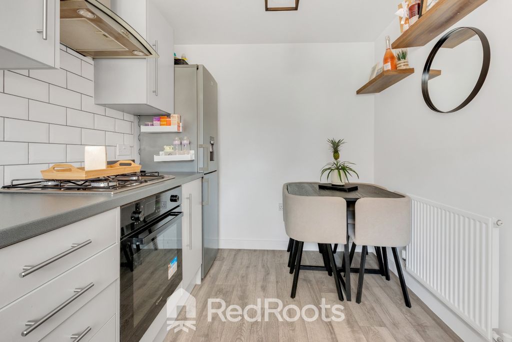 Property photo 3 of 17 5332943