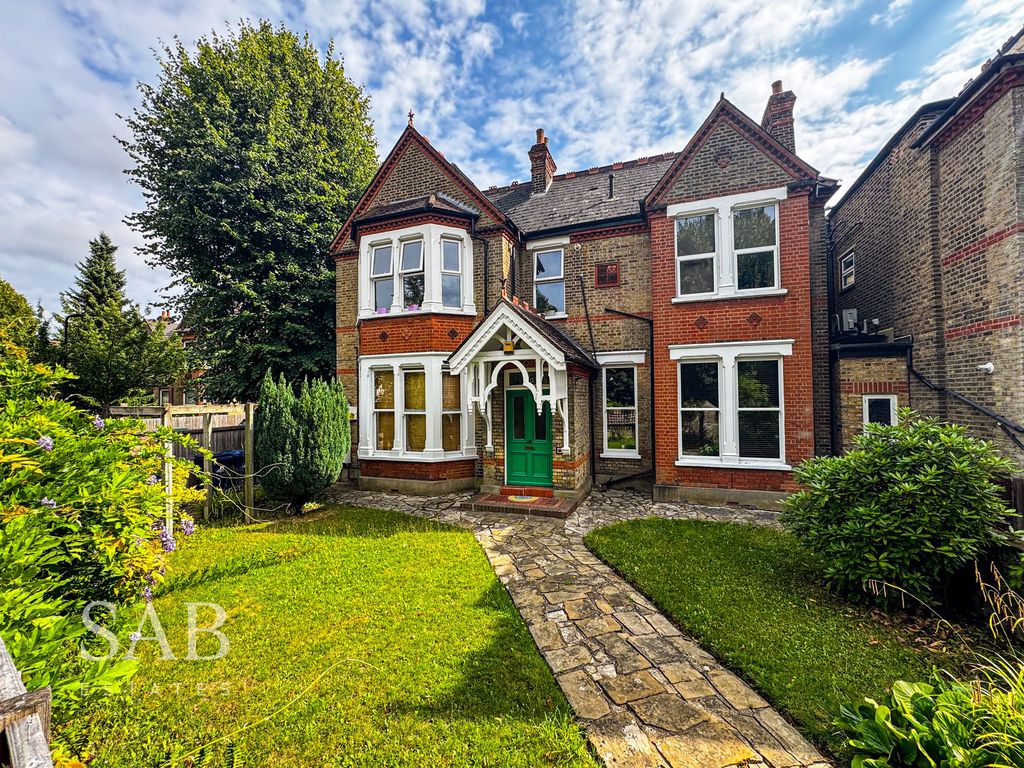 Property photo 1 of 7
