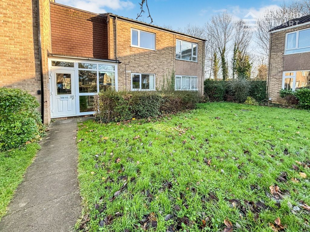 Property photo 1 of 12 2 Bedroom Flat For Sale