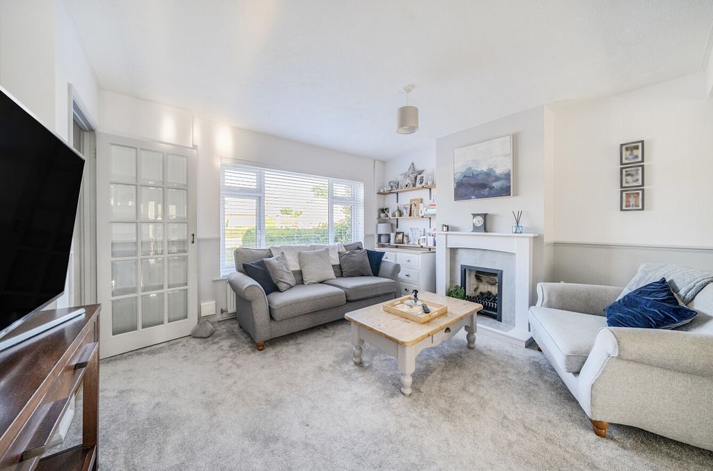 Property photo 2 of 21 1312595-6-6852Fc0...