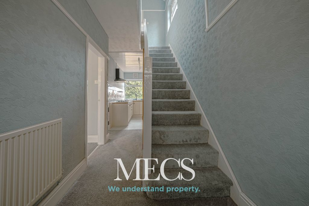 Property photo 2 of 12 2948324