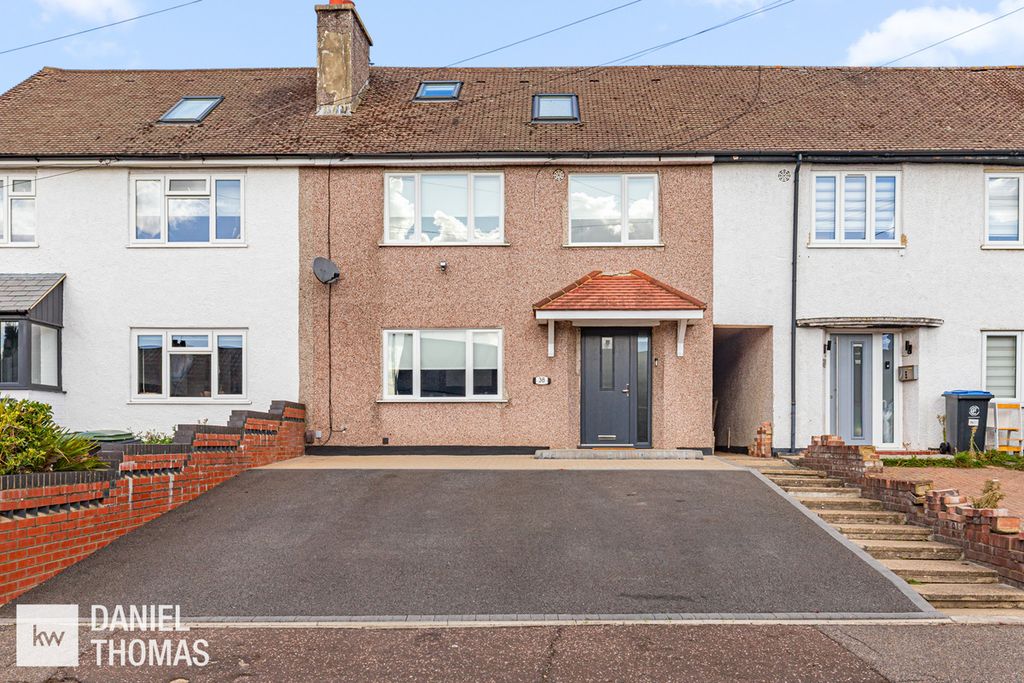 Property photo 1 of 29
