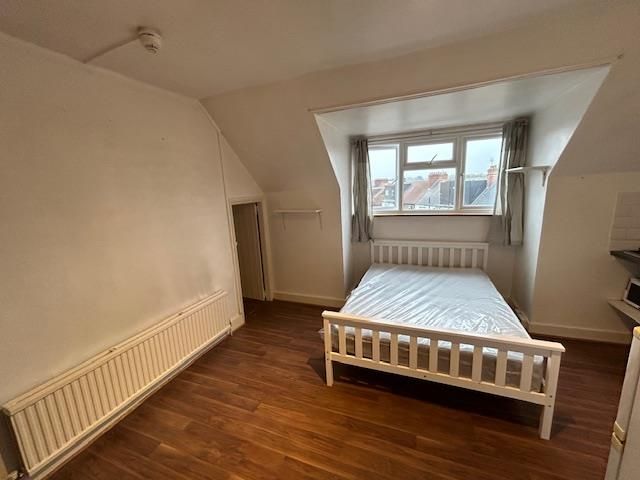 Property photo 2 of 9 7.Jpg