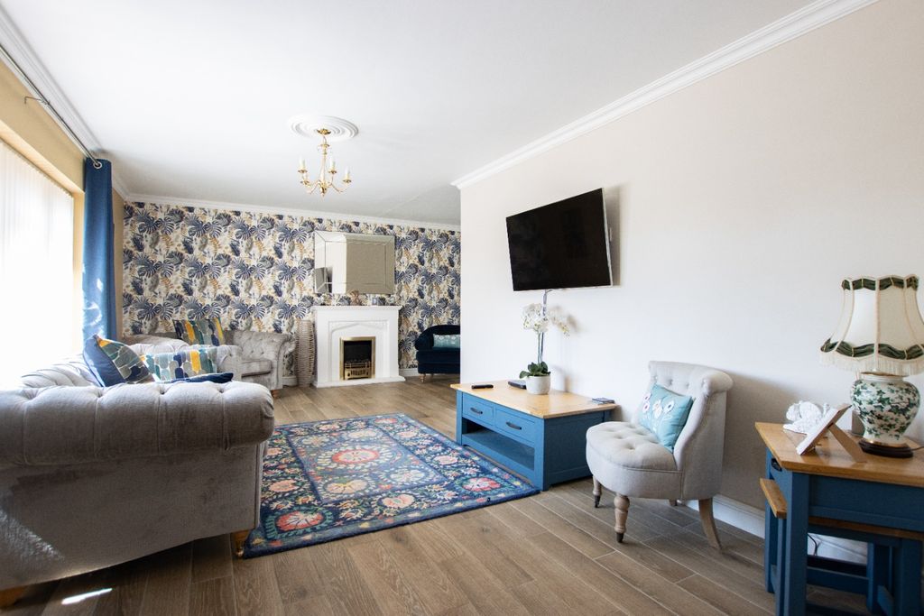 Property photo 3 of 30 5328517