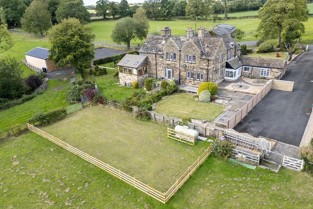 Property photo 1 of 22 4527791