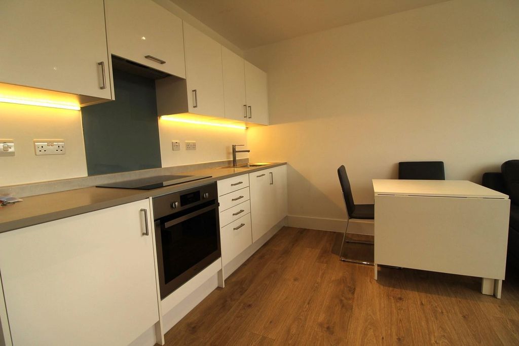 Property photo 3 of 4 Kitchen