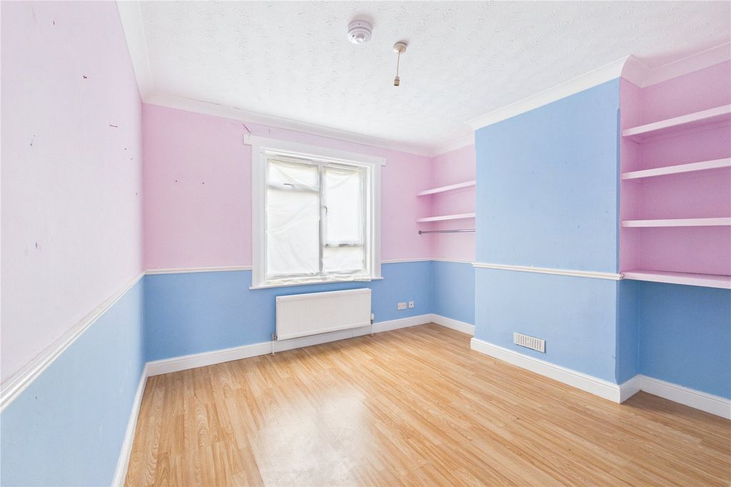 Property photo 3 of 16 Dining Room