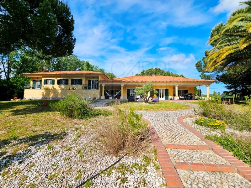 Property photo 1 of 65