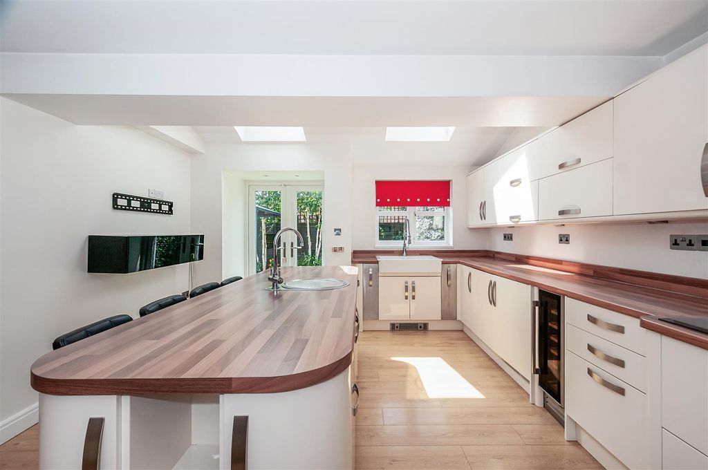 Property photo 2 of 33 19 Wintringham16.Jpg