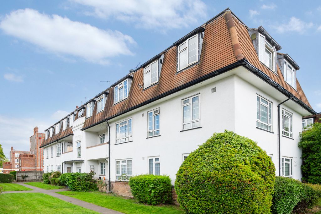 Property photo 1 of 17 Picture No. 22