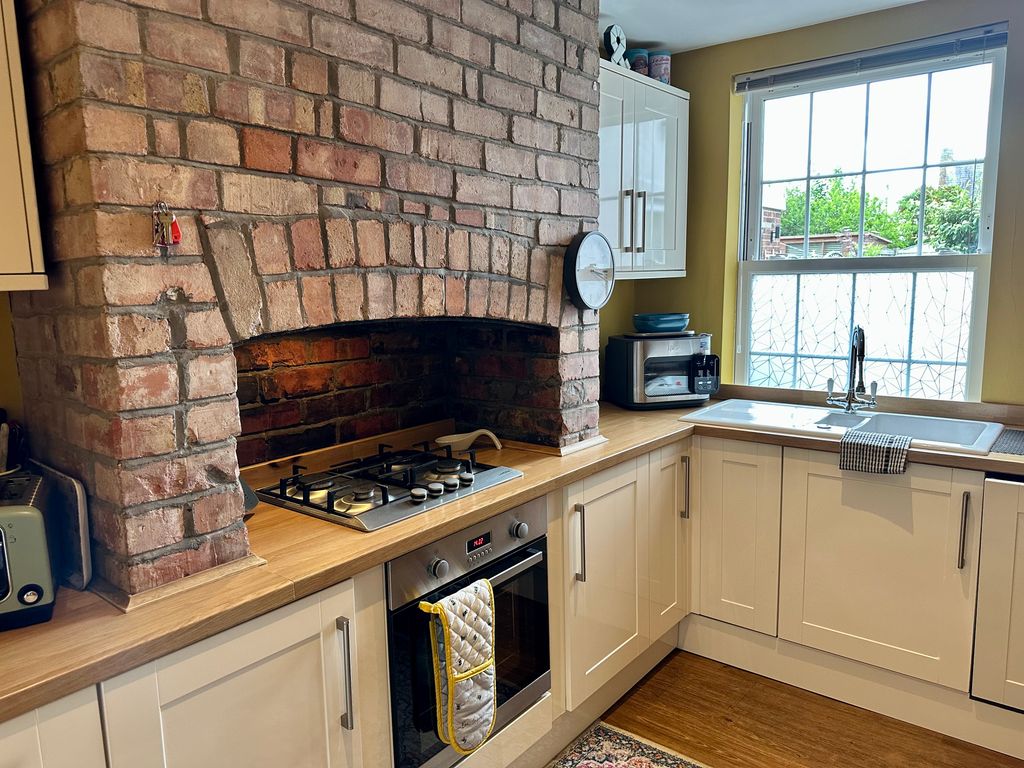 Property photo 2 of 32 Img_5869