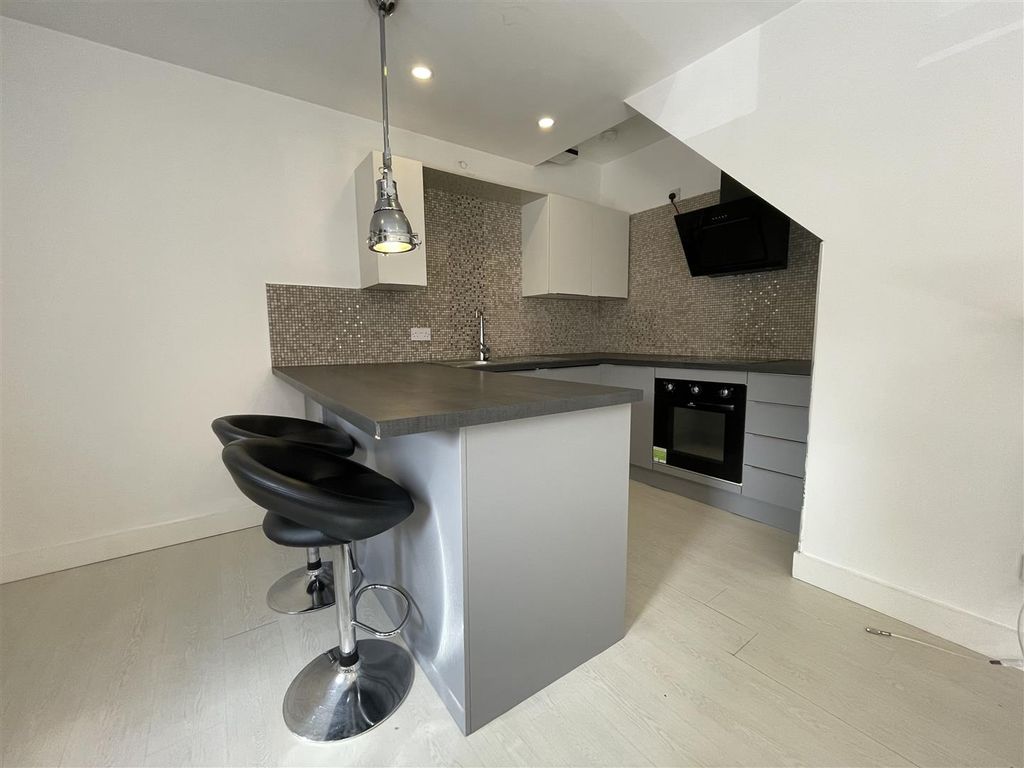 Property photo 2 of 7 Img_5341.Jpg