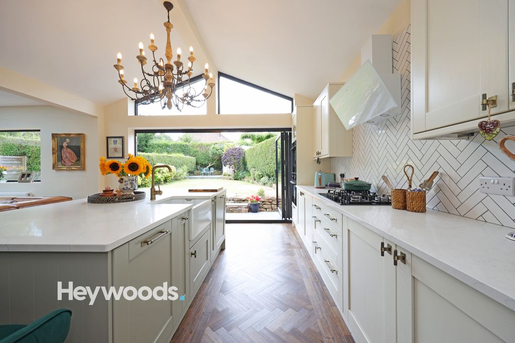 Property photo 3 of 46 0F1A7970