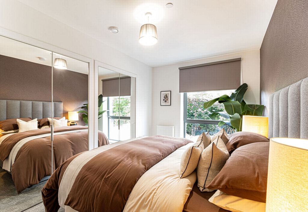 Property photo 1 of 26 Photo 12