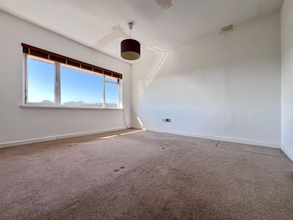 Property photo 3 of 13 Picture No. 01