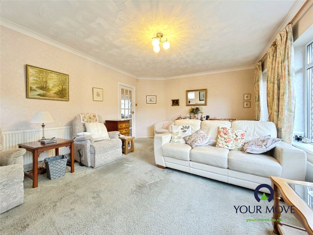 Property photo 3 of 10 Lounge/Diner