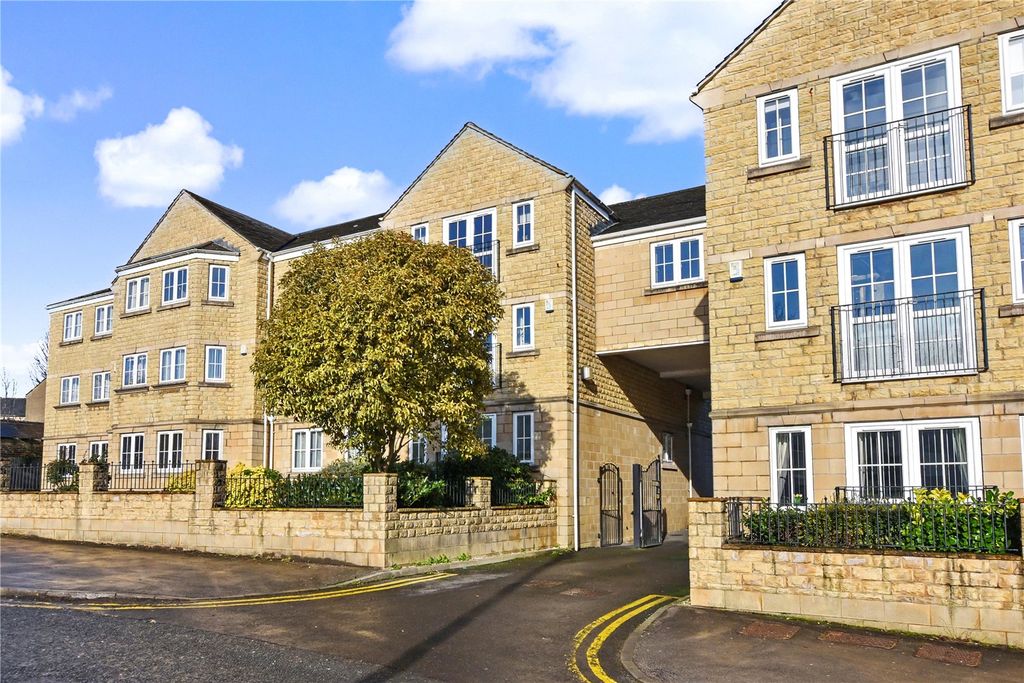 Property photo 1 of 22 Picture No. 02