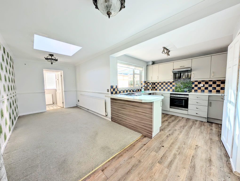 Property photo 2 of 22