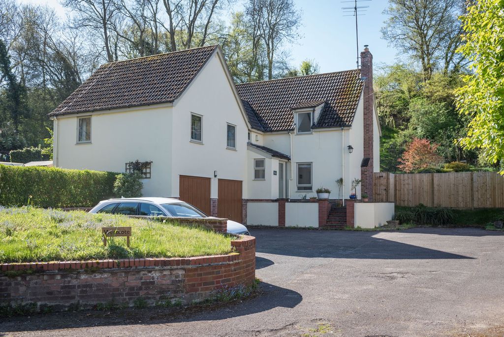 Property photo 1 of 22