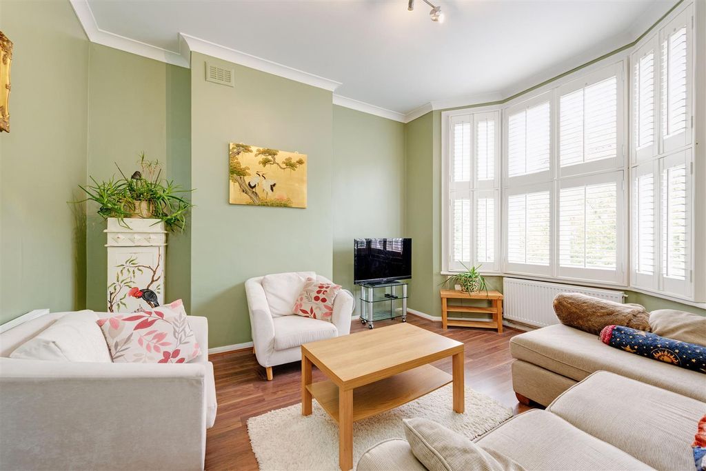 Property photo 2 of 14