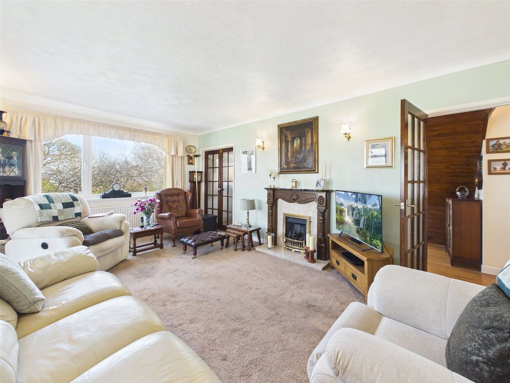 Property photo 2 of 21 Picture No. 02