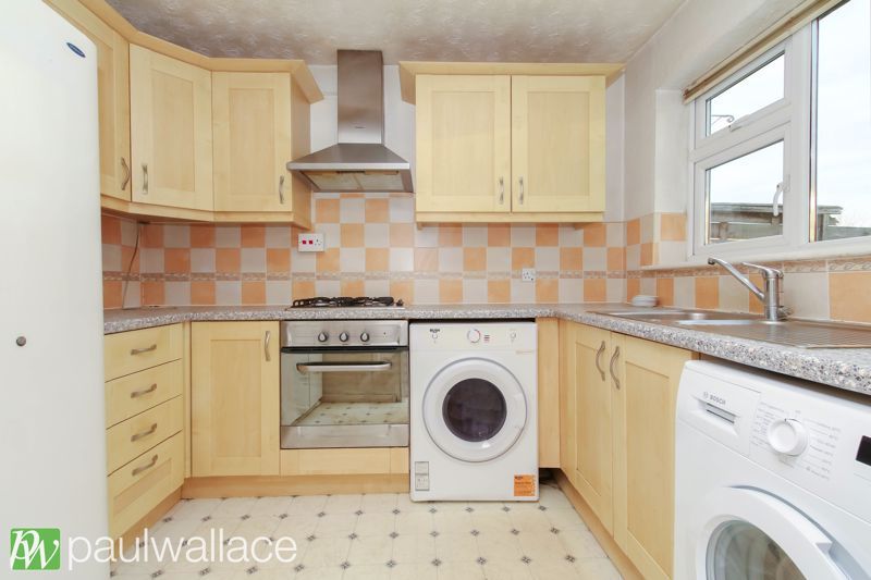 Property photo 3 of 13 Kitchen