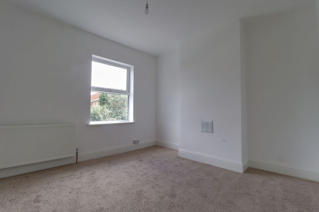 Additional image 7 of 3 bed semi-detached house to rentStafford Road, Huntington WS12