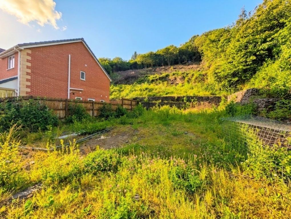 Property photo 3 of 12 Image~105