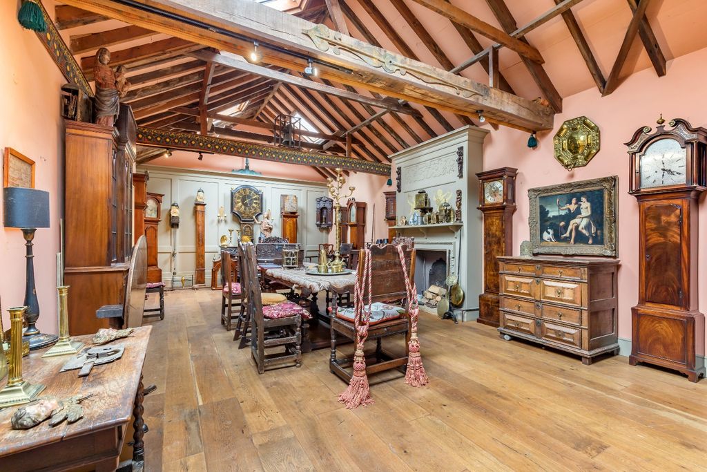 Property photo 3 of 22 2909845