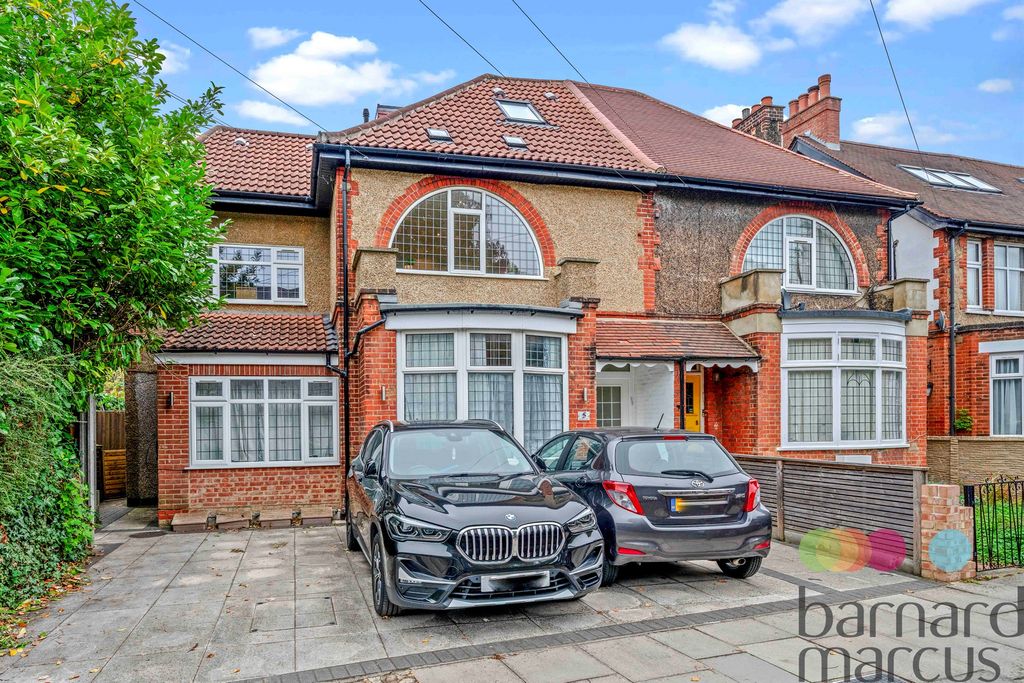 Property photo 1 of 14