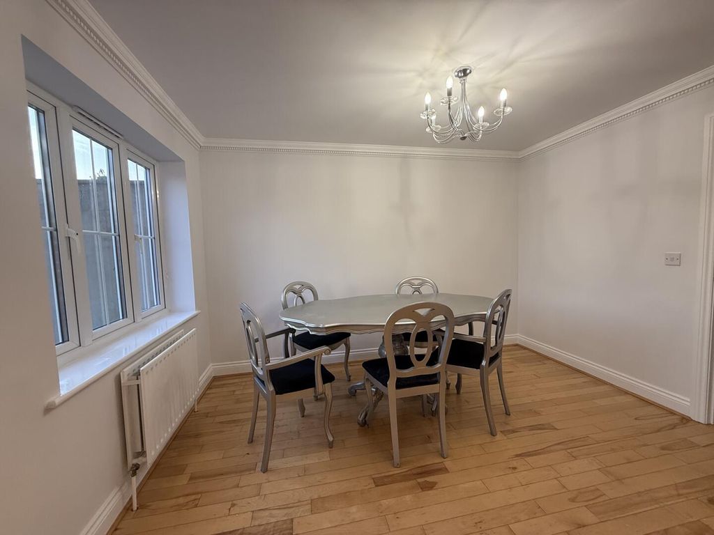 Property photo 3 of 6 Dining Room