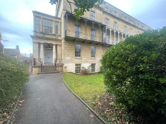 Property photo 1 of 13 Front