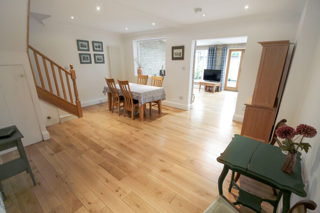 Property photo 2 of 11 Img_8271