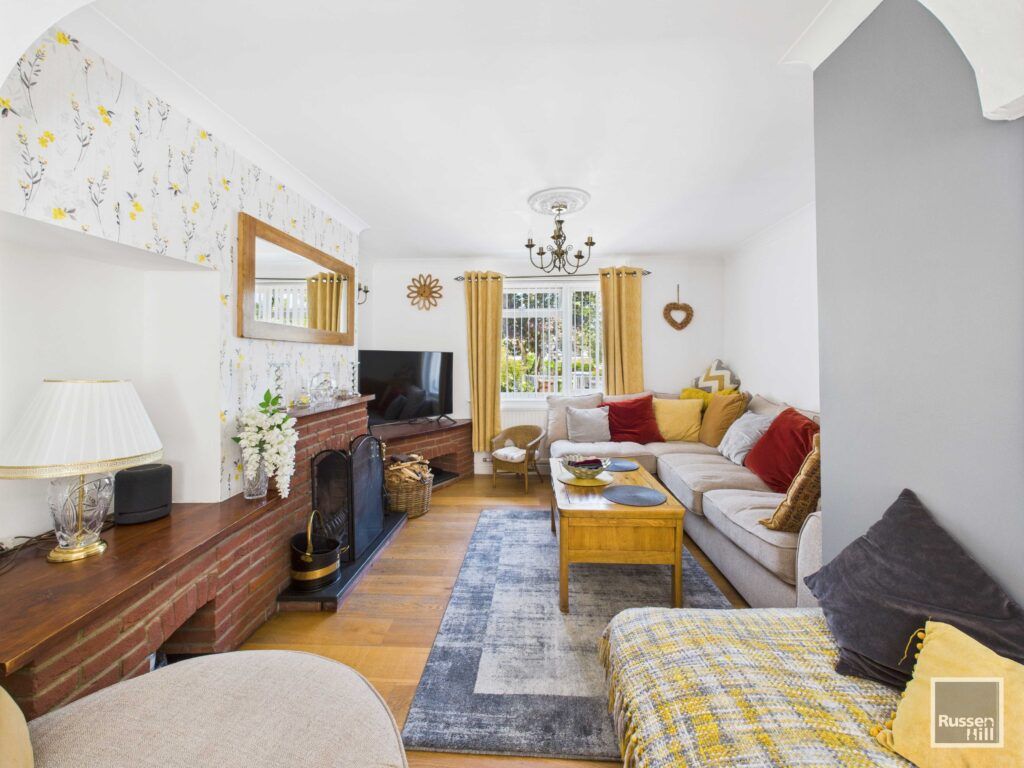 Property photo 3 of 17