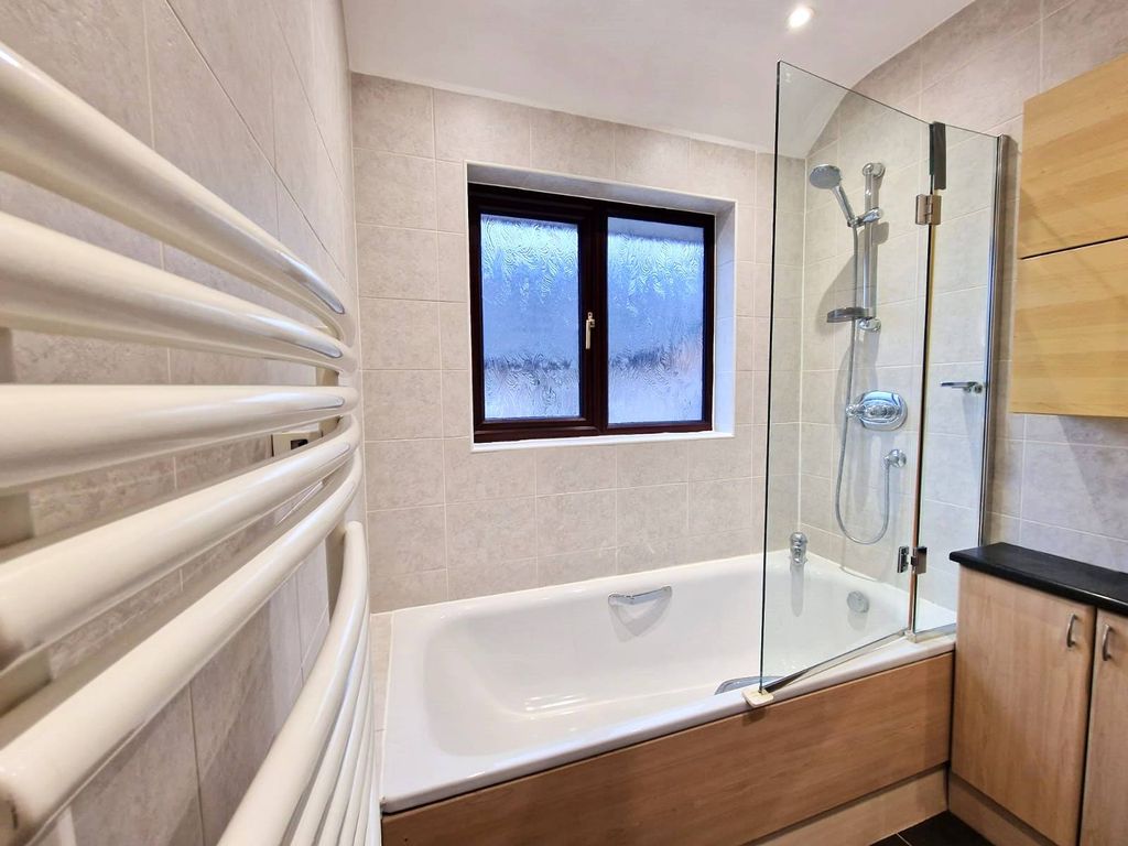 Property photo 3 of 13 Gallery