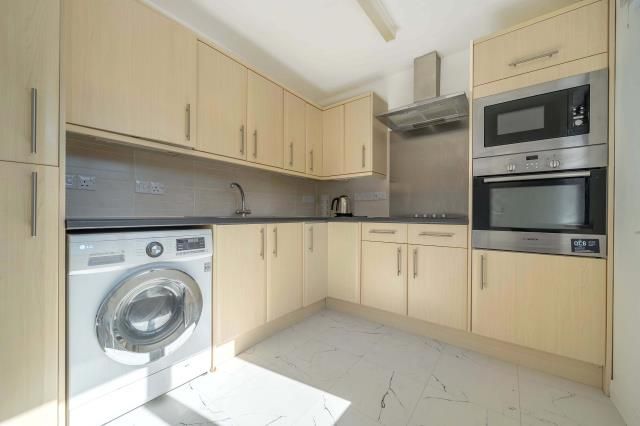 Property photo 2 of 15 Kitchen