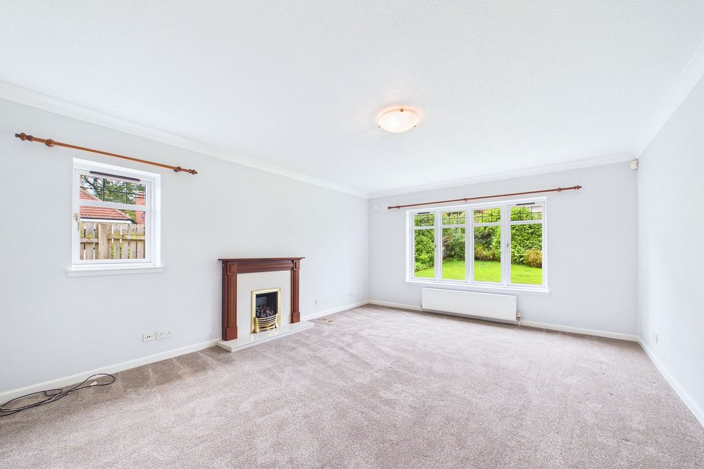 Property photo 3 of 30