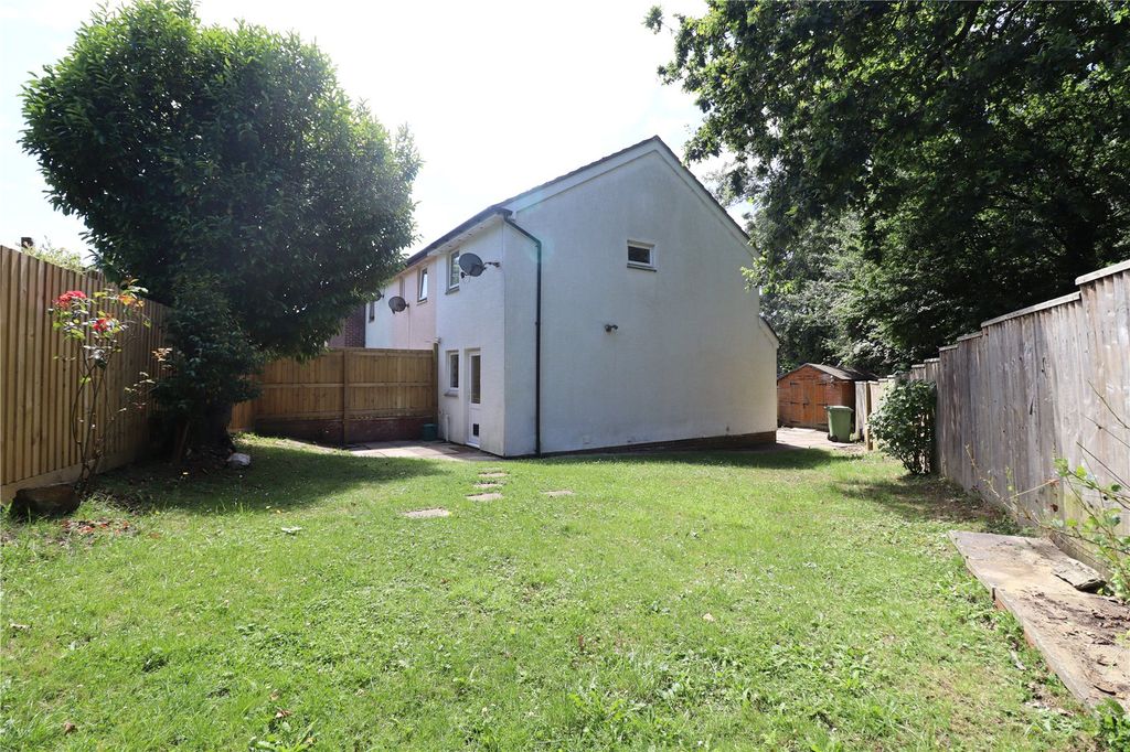 Property photo 2 of 16 Picture No. 13