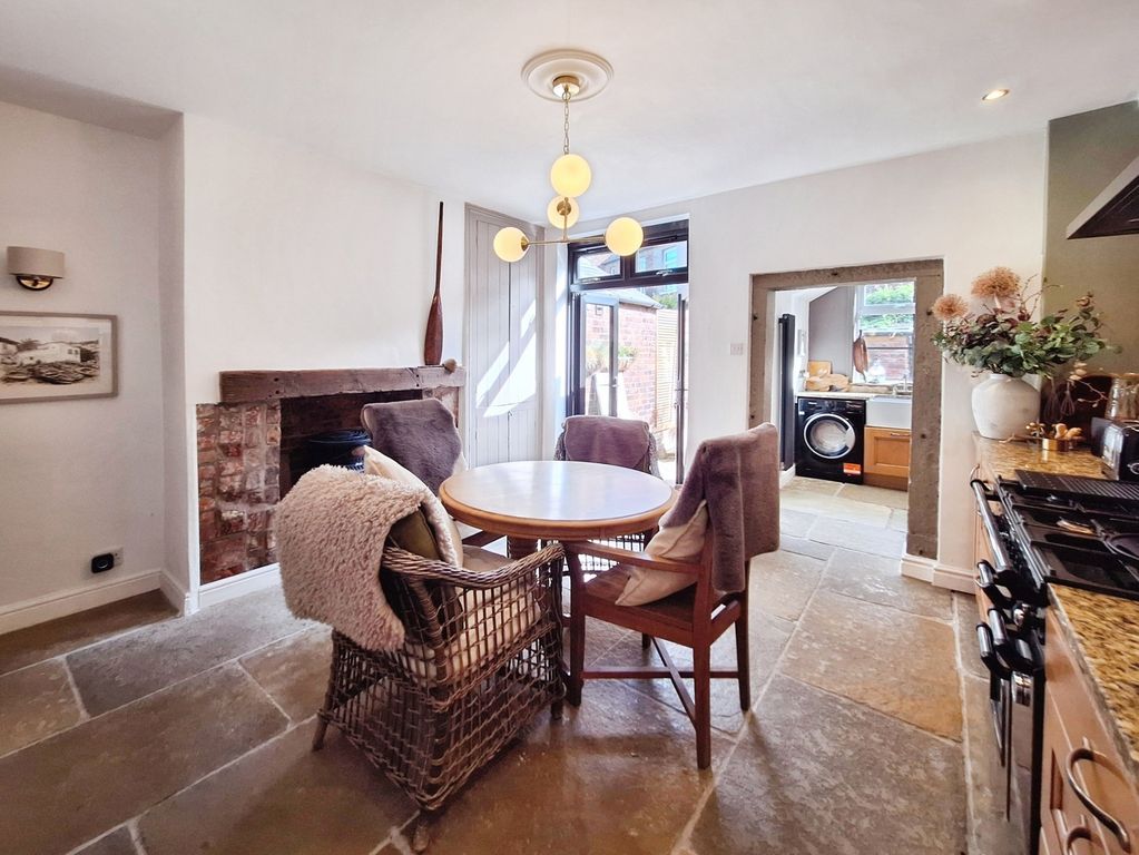Property photo 2 of 17 Pbox-Img.Jpg
